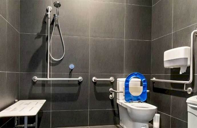 Comment Avenir Rénovations réalise-t-elle votre salle de bains PMR ?