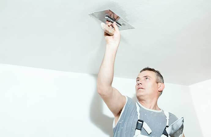Étapes d’un projet de rénovation de plafond en Suisse romande